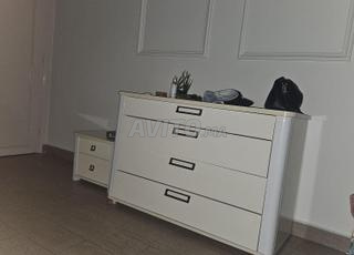 Commode avec  table de chevet