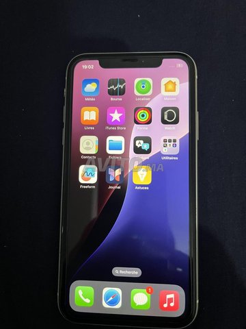 iPhone XR 64GB en bon état batterie 91