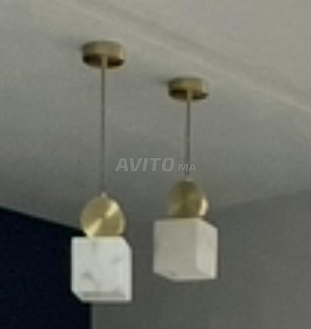 تطبيقات وتعليقات فاخرة من الرخام