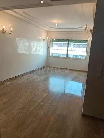 شقة للإيجار 100 متر مربع في الدار البيضاء - 2