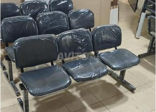 مقعد معدني مستورد محليًا بسعر جيد