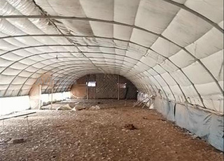 Ferme avec petite exploitation agricole à vendre