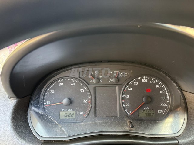 Volkswagen Polo Essence Manuelle 2009 à Settat