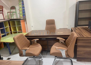 Bureau moderne et fonctionnel Mobilier