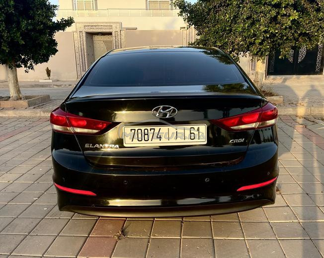 hyunai Elentra 2017 , 1 er main