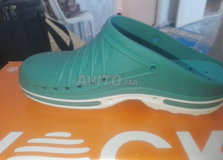 Sabots médicaux neufs