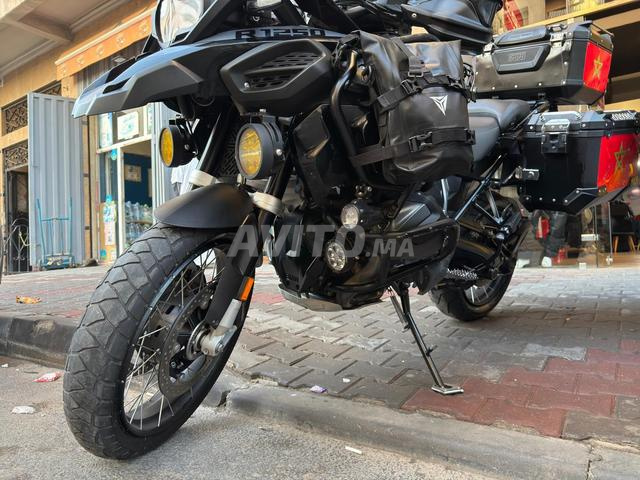 BMW Gs 1250 très bon état