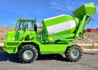 Auto bétonnière marque merlo