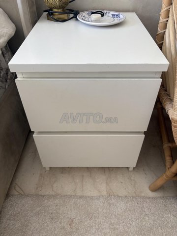 Table de chevet à vendre