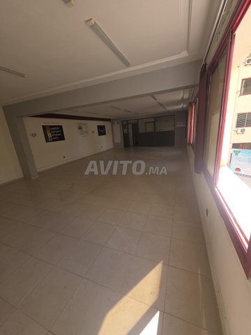 مكتب بلاتو للبيع