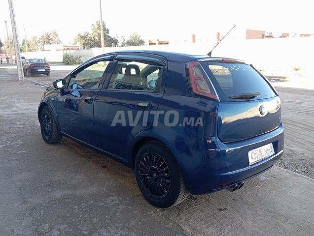 فيات جراند بونتو في حالة ممتازة - 2