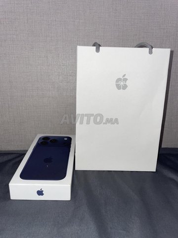 iPhone 17 Pro - شريحة SIM مزدوجة - 256 جيجابايت أزرق