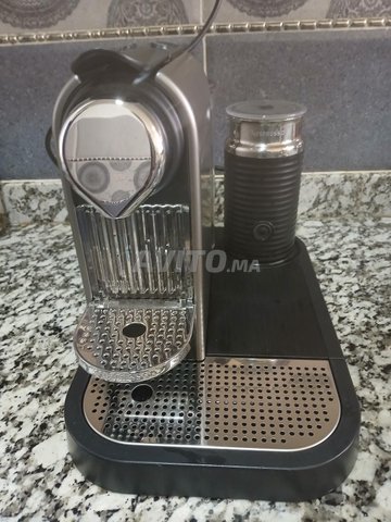 Machine à café Nespresso citiz & milk C120
