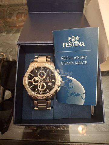 ساعة فيستينا أصلية