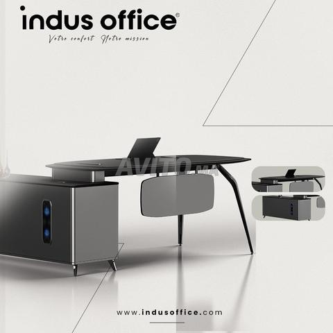bureau operateur / margerite