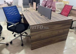 طقم مكتب بنش مع كراسي / باك مكتب بنش À