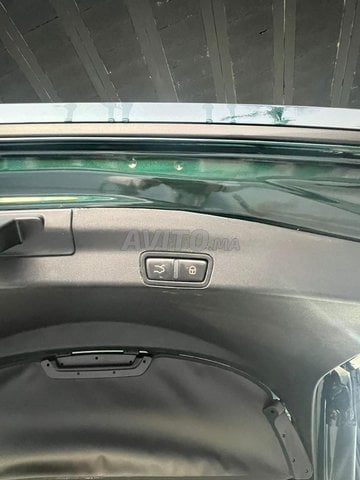 ألفا روميو ستيلفيو سبرينت 2022 فتحة سقف