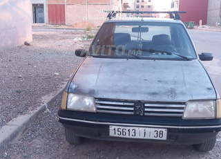 Peugeot 205 Essence Manuelle 1987 à Ben Guerir