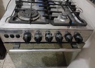 طباخ بحالة جيدة