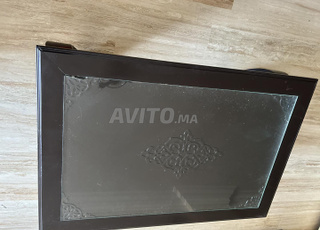 طاولة للبيع