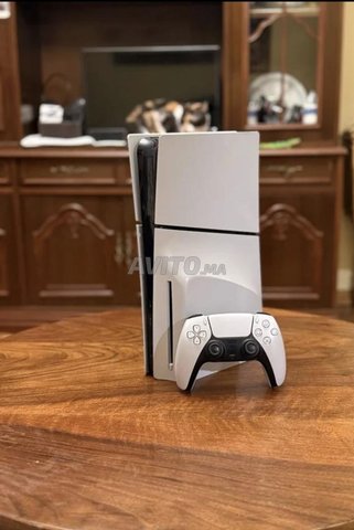 بلاي ستيشن 5 سليم قرص 1 تيرابايت مع قرص مضغوط FC25