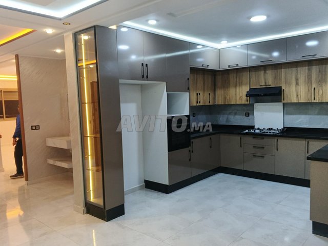 120 Le plus bel appartement avec deux façades et vue sur le jardin