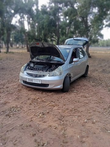 Honda Jazz Essence Manuelle 2005 à Rabat