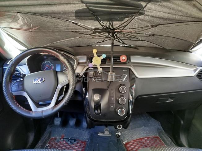 Mahindra kuv 100 6plus essence