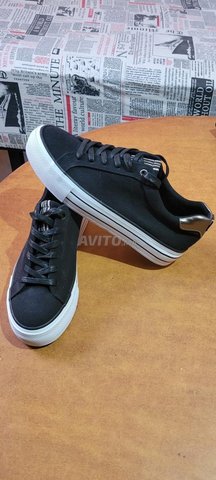 غراسلاند أسود للنساء مقاس 40 جديد أوروبا