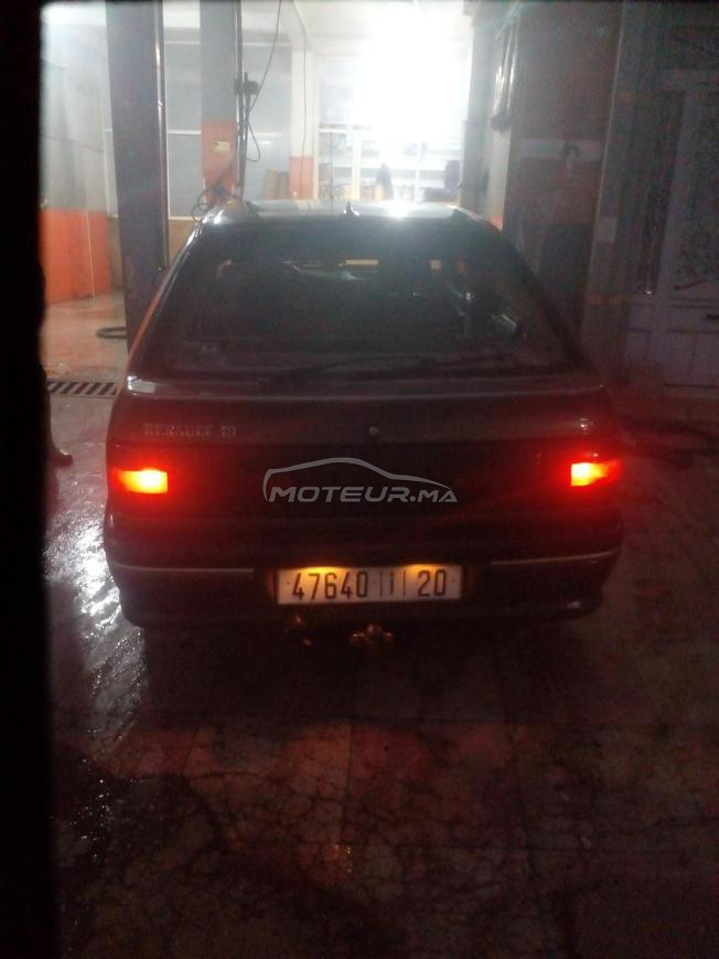 Renault 19