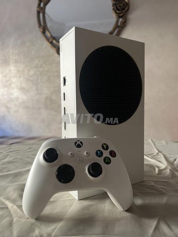 Xbox Series S avec manette