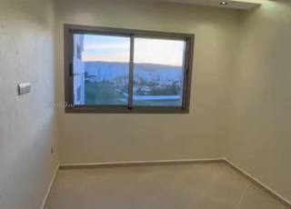 Appartement neuf à vendre d'une superficie de 90 mètres près du rond-point El Azib.