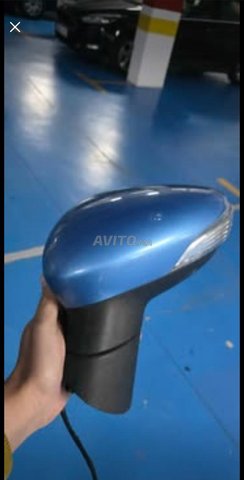 مرايا فورد فييستا كهربائية قابلة للطي