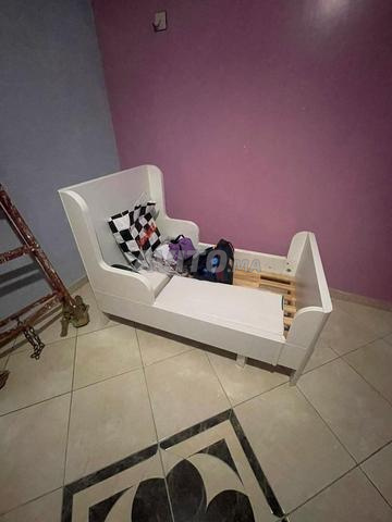 سرير أطفال مع فراش IKEA