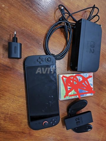 Nintendo switch 2 comme neuve