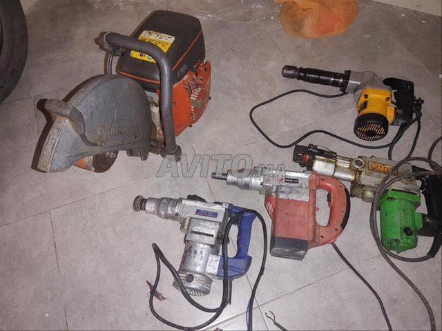 للبيع سلعة مخلطة جاية من برا