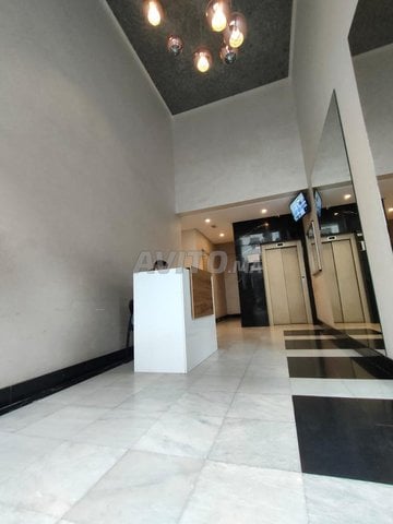 Studio a louer près CFC