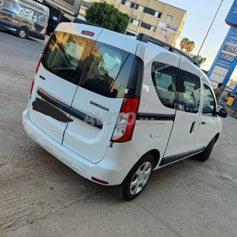 دوكر باب مزدوج منزلق