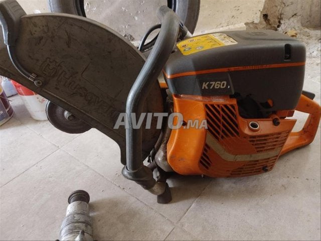 قاطع بنزين خاصو خيط ديال الجران أمارش