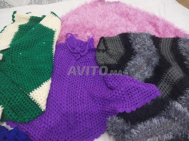 شال من الصوف مصنوع يدويا