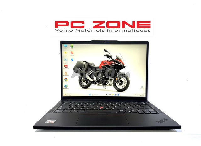 Lenovo ThinkPad P14s Ryzen 7 Pro 8840HS / GPU 4Go