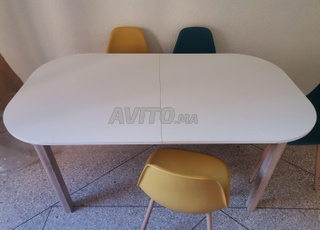 Table à manger et ses chaises