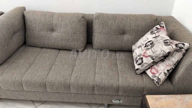 صالون بزاوية