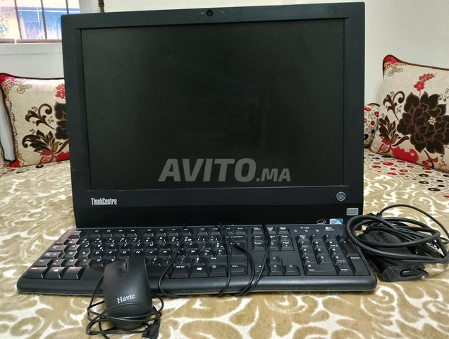 Lenovo (think center) tout en un