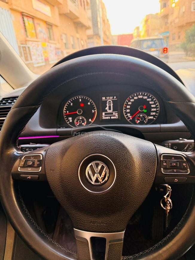 Volkswagen Touran Diesel Automatique 2013 à Deroua