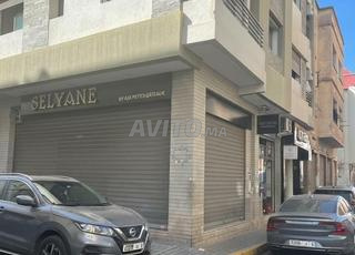 محل تجاري للبيع بمساحة 121 متر مربع (المعاريف)