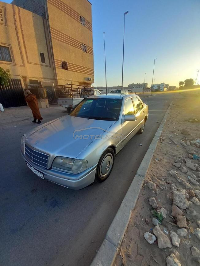 Mercedes-Benz220