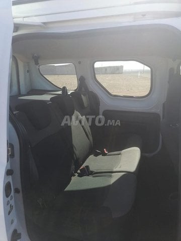 داسيا دوكار للبيع