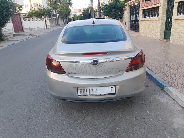 Opel Insignia Diesel Manuelle 2009 à El Jadida