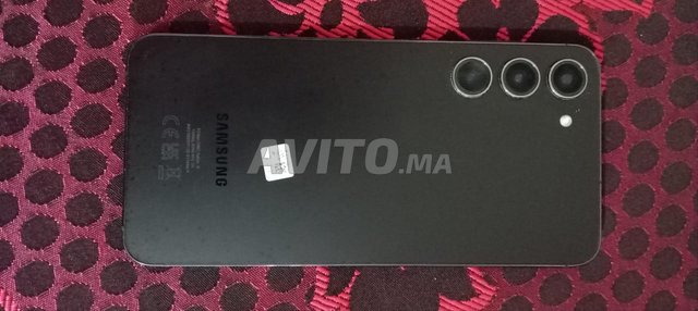 Samsung galaxy s23 plus Ram 8G Stockage 256G